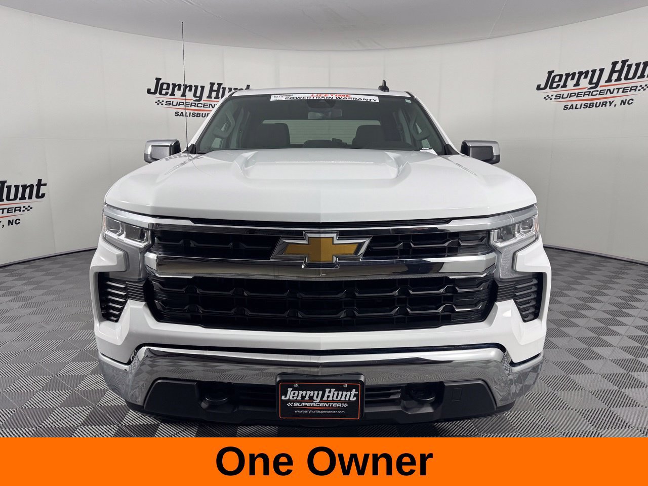 Used 2024 Chevrolet Silverado 1500 LT AWD/4WD image 4