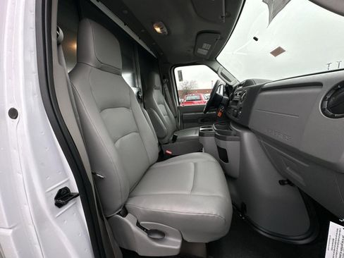 New 2025 Ford E-450 and Econoline 450 Super Duty w/ Power Equipment Group image 29