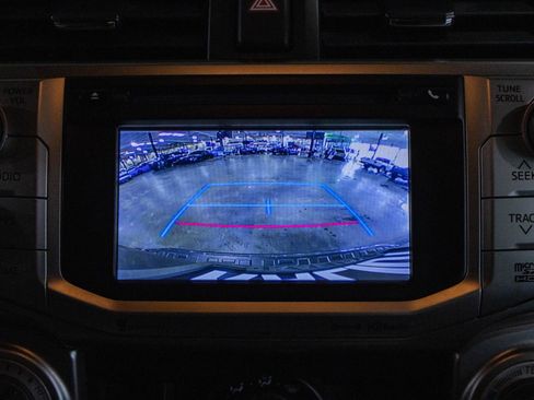 Used 2017 Toyota 4Runner SR5 RWD image 7