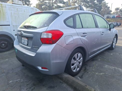 Used 2013 Subaru Impreza 2.0i image 5
