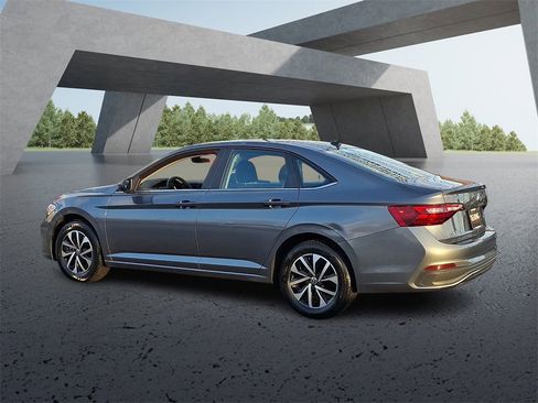 Used 2024 Volkswagen Jetta S image 6