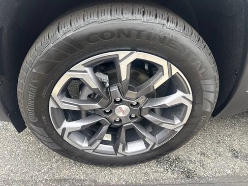 New 2027 GMC Terrain Elevation w/ Elevation Premium Package AWD/4WD image 4