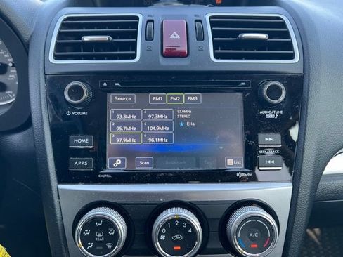 Used 2017 Subaru Crosstrek 2.0i Premium AWD/4WD image 16