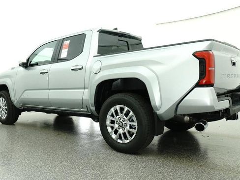 New 2026 Toyota Tacoma Limited AWD/4WD image 21
