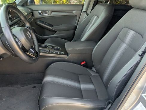 Used 2025 Honda Civic Sport image 15