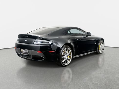 Used 2015 Aston Martin V8 Vantage GT RWD image 10