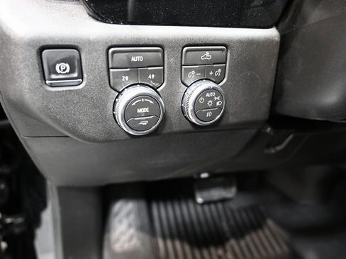 New 2026 GMC Sierra 1500 Elevation image 24