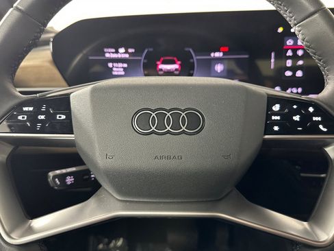 Used 2025 Audi Q6 e-tron Premium w/ Convenience Package image 22