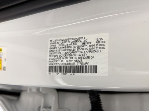 New 2025 Honda Pilot Touring image 18