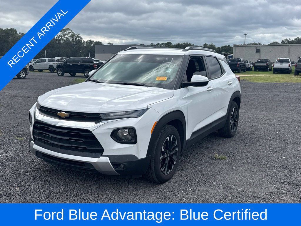 Used 2022 Chevrolet TrailBlazer LT w/ Sun and Liftgate Package FWD image 1
