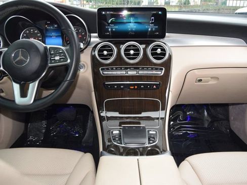 Used 2022 Mercedes-Benz GLC 300 image 27