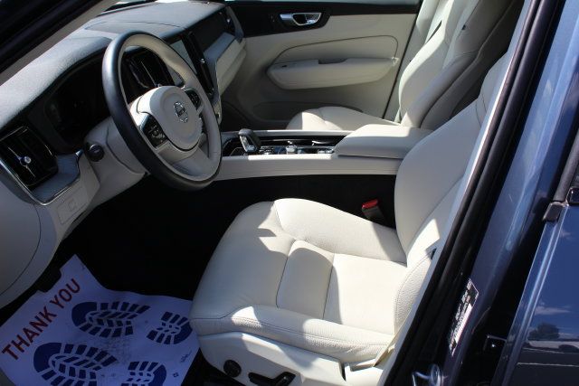 Certified 2024 Volvo XC60 B5 Plus w/ Climate Package AWD/4WD image 14