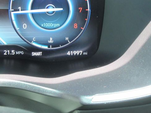 Used 2023 Hyundai Santa Fe SEL w/ Premium Package AWD/4WD image 30