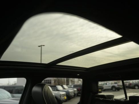 Used 2020 RAM 1500 Laramie image 11