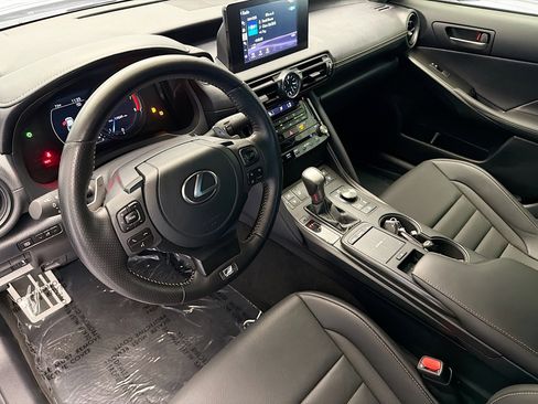 Used 2024 Lexus IS 350 F Sport RWD image 7