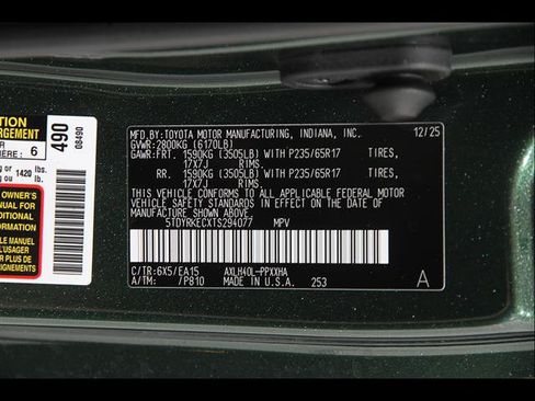 Used 2026 Toyota Sienna XLE FWD image 24