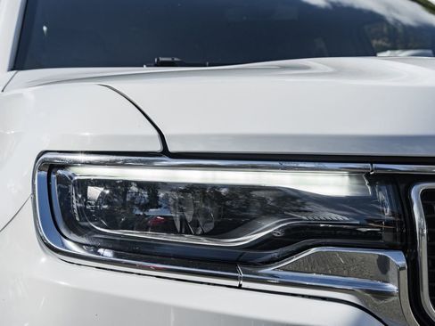 Used 2022 Jeep Wagoneer Series III image 13