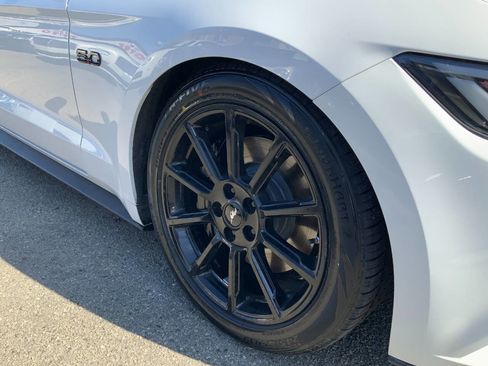 Used 2016 Ford Mustang GT Premium RWD image 11