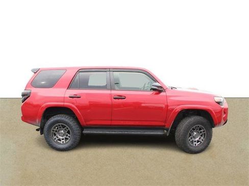 Certified 2020 Toyota 4Runner Venture w/ Moonroof Package image 2