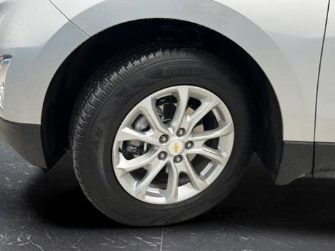 Used 2018 Chevrolet Equinox LT image 28