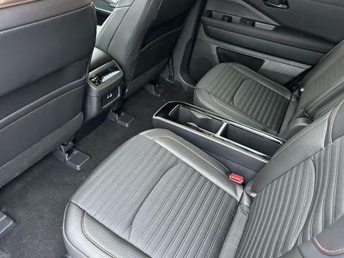 New 2025 Nissan Pathfinder Rock Creek AWD/4WD image 4