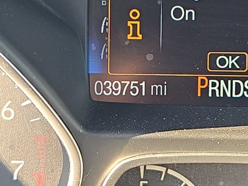 Used 2017 Ford Escape Titanium AWD/4WD image 2