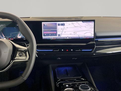 New 2026 BMW 530i xDrive image 9