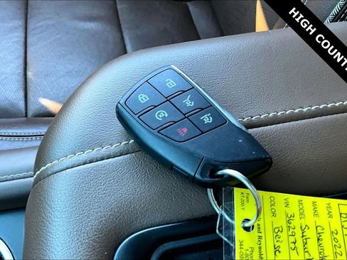 Used 2022 Chevrolet Suburban High Country image 34