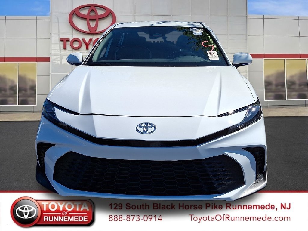 Certified 2025 Toyota Camry SE FWD image 23