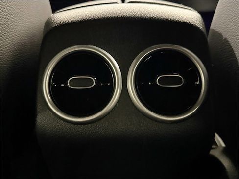 Certified 2025 Mercedes-Benz GLB 250 4MATIC image 25