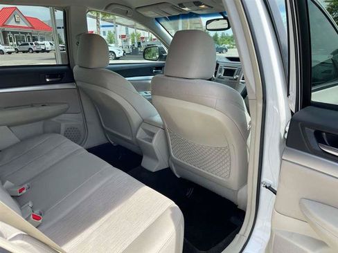 Used 2014 Subaru Outback 2.5i Premium AWD/4WD image 45
