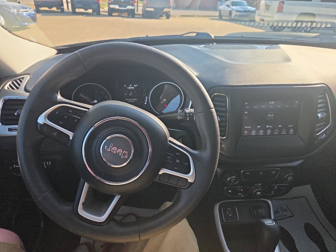 Used 2019 Jeep Compass Sport FWD image 8
