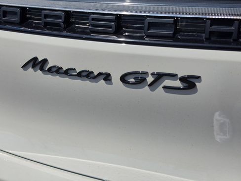 Used 2023 Porsche Macan GTS AWD/4WD image 8
