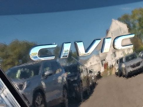 Used 2019 Honda Civic Sport image 29