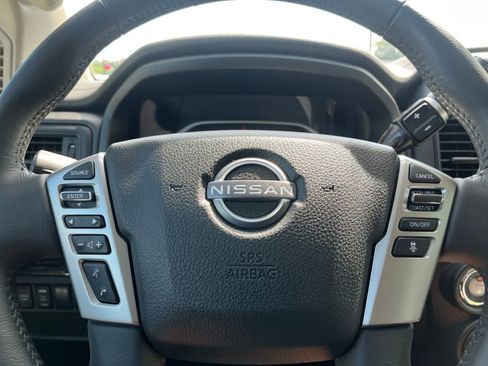 Used 2024 Nissan Titan SV w/ SV Convenience Package AWD/4WD image 46