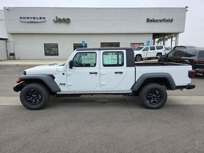 New 2026 Jeep Gladiator Sport