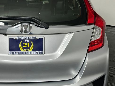 Used 2016 Honda Fit EX image 11