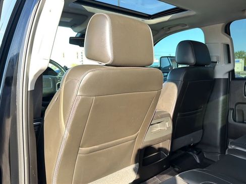 Used 2018 GMC Sierra 2500 Denali w/ Duramax Plus Package AWD/4WD image 58