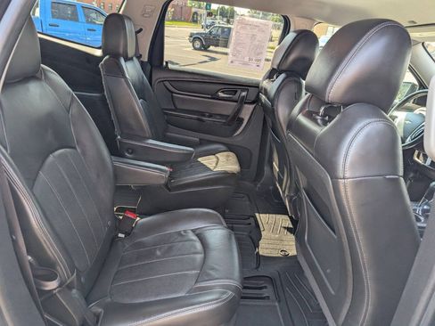 Used 2015 Chevrolet Traverse LTZ AWD/4WD image 17