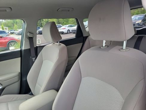 Used 2020 Kia Soul LX FWD image 19