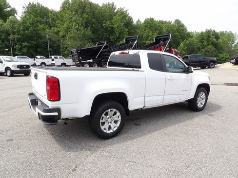 Used 2022 Chevrolet Colorado LT w/ Fleet Safety Package RWD image 8