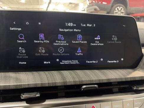 Used 2024 Kia Telluride EX image 18