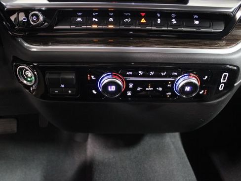 New 2026 GMC Sierra 1500 SLE AWD/4WD image 34