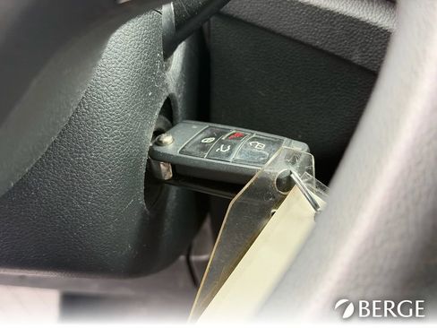 Used 2018 Volkswagen Atlas S image 31