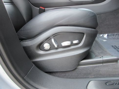 Used 2021 Porsche Cayenne GTS AWD/4WD image 30
