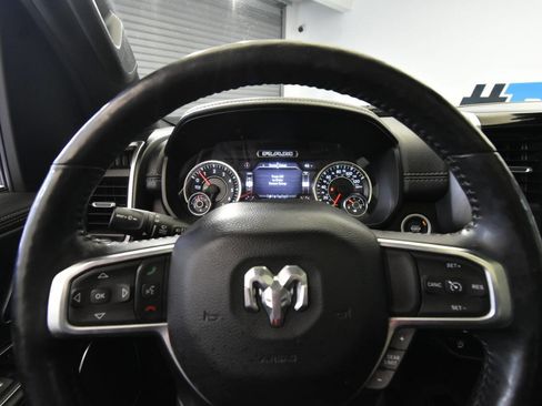 Used 2020 RAM 1500 Laramie image 30