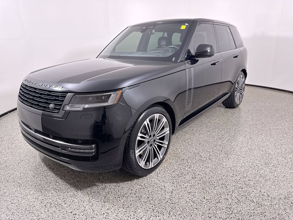 Used 2024 Land Rover Range Rover SE AWD/4WD image 4