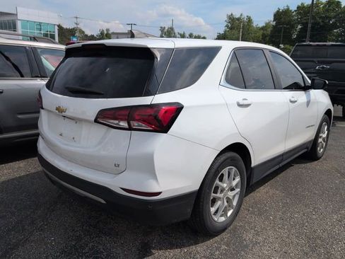 Used 2023 Chevrolet Equinox LT FWD image 3