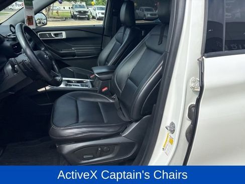 Used 2020 Ford Explorer XLT w/ Equipment Group 202A RWD image 13