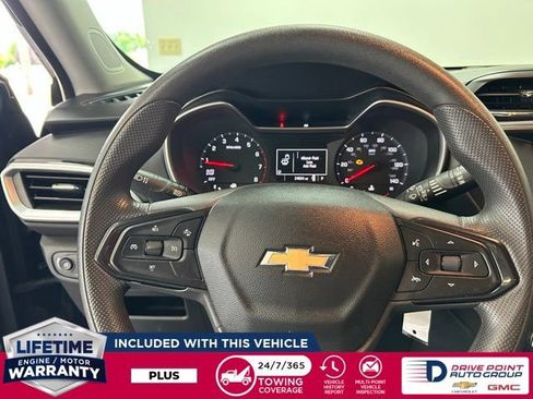 Used 2022 Chevrolet TrailBlazer LS FWD image 17